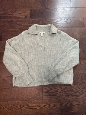 Sincerely Jules Sage Green Collared V-Neck Ribbed Sweater